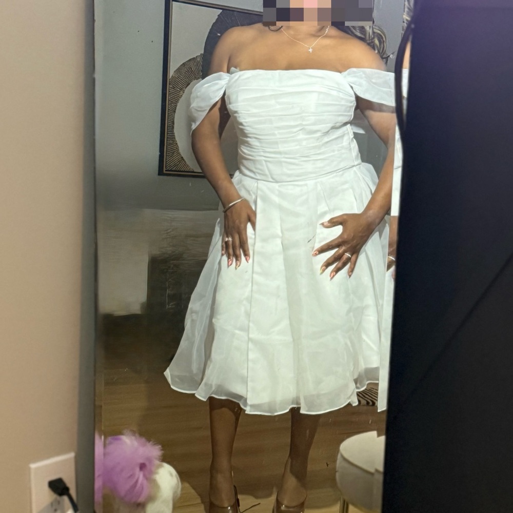 Elegant White Off-Shoulder Dress- strapless dress